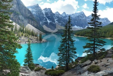 上海闵行区小额贷款公司助力解决资金难题